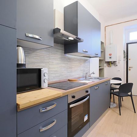 Primopiano - Arqua Apartment Milan Bagian luar foto